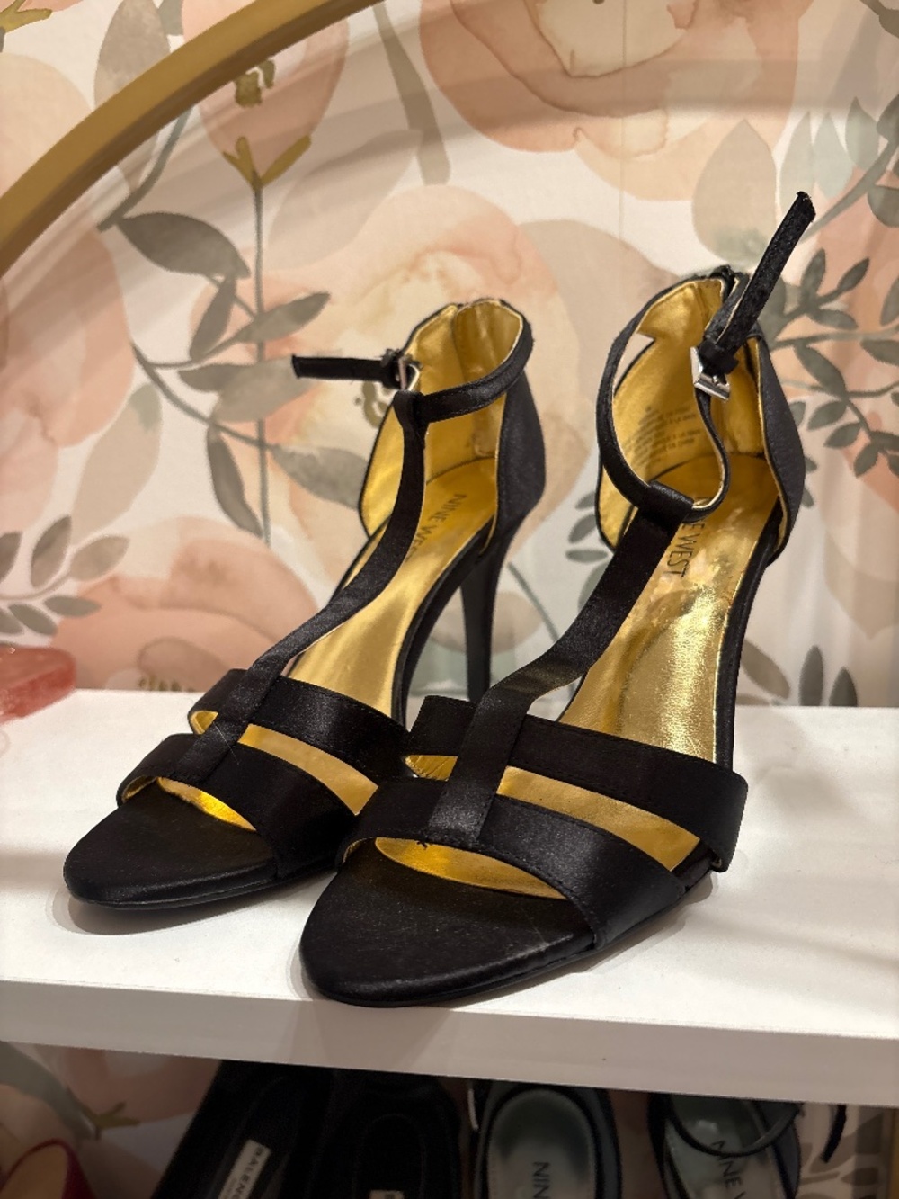 Nine West black satin heels